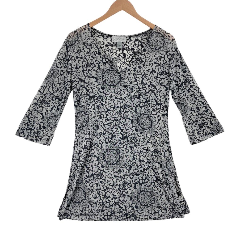 J.Valdi Tunic Top Womens Small Gray Black Floral Knit Long Sleeve Round Neck